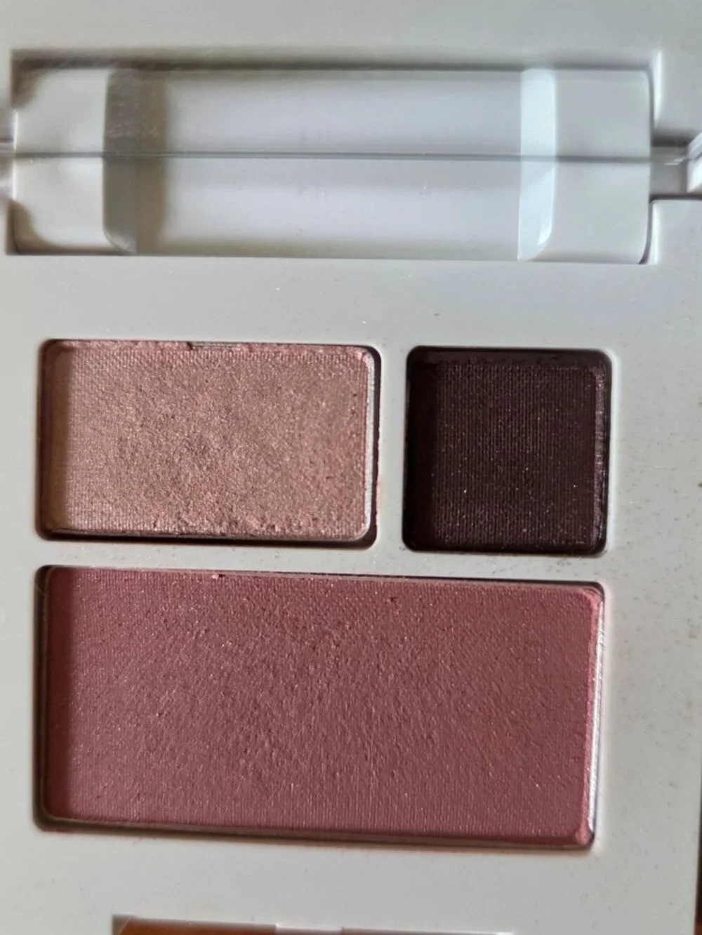 Clinique 03 Morning Java 22 Ballet Flats 15 Eyeshadows Smoldering Plum Blush Pal